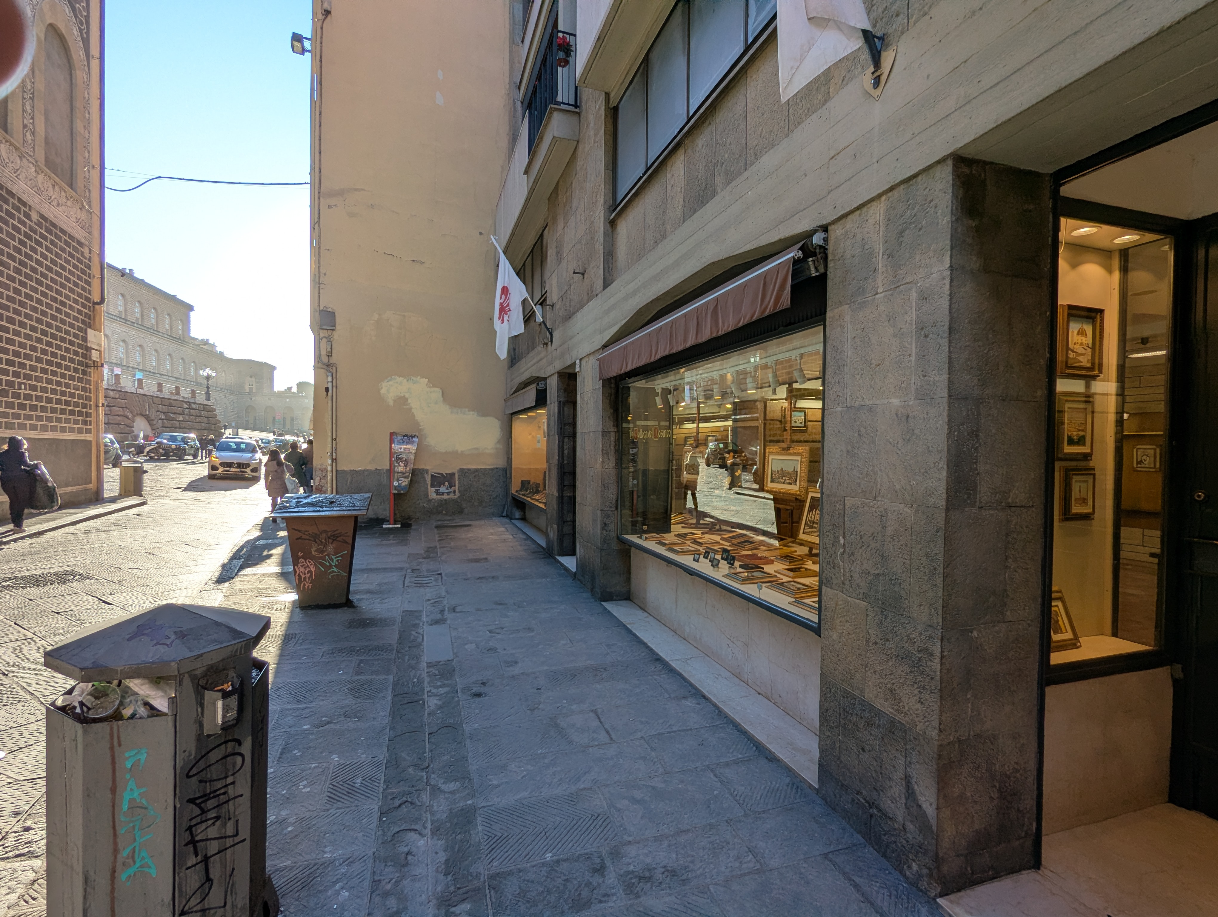 Exterior view of La Bottega del Mosaico workshop on Via Guicciardini in Florence